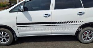 Xe Toyota Innova J 2007