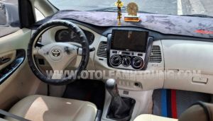 Xe Toyota Innova J 2007