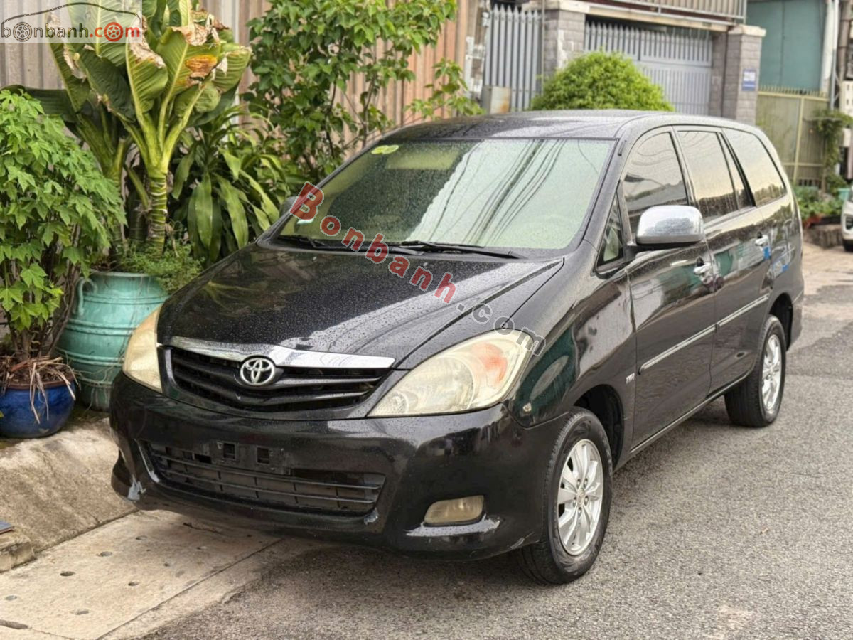 Toyota Innova G 2011